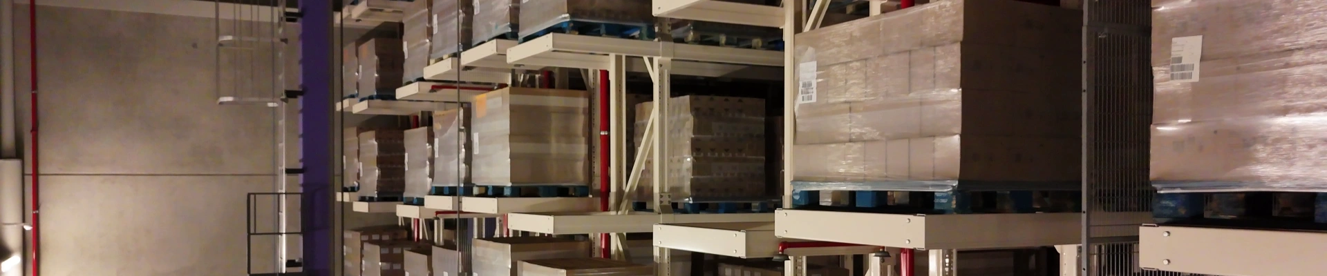 hammesfahr-logistik-header-1920x400-hochregallager-2