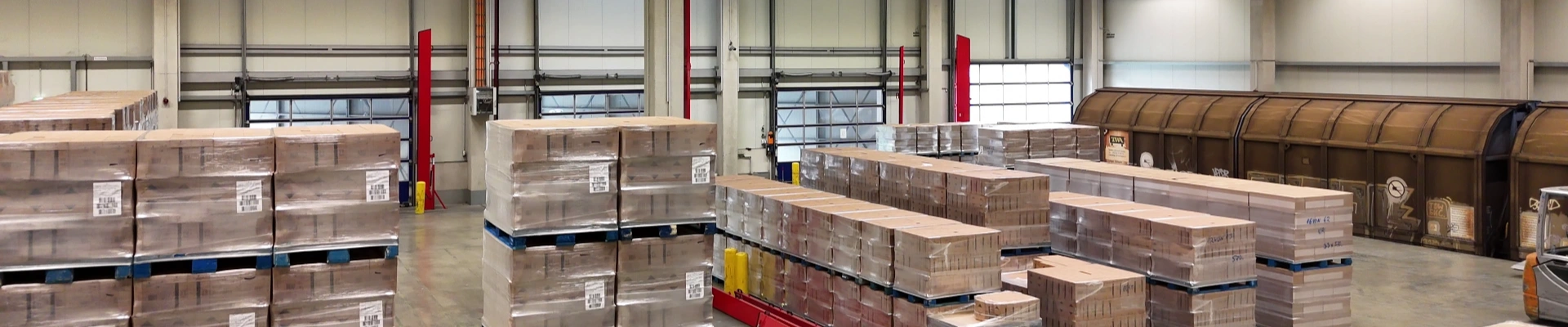 Modernes Lager mit Gleisanschluss von Hammesfahr Logistik in Monheim am Rhein Modernes Lager mit Gleisanschluss von Hammesfahr Logistik in Monheim am Rhein
